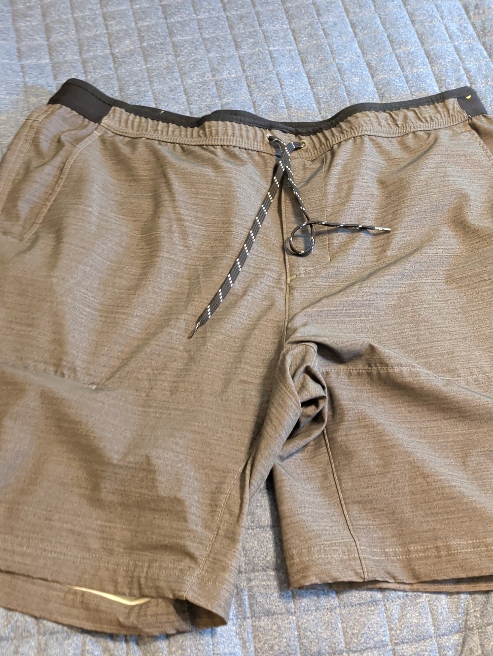 Columbia Hybrid Shorts